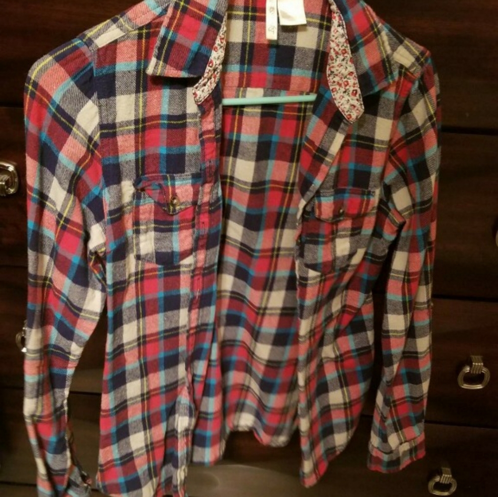 Long sleeve flannel - Picture 1 of 3
